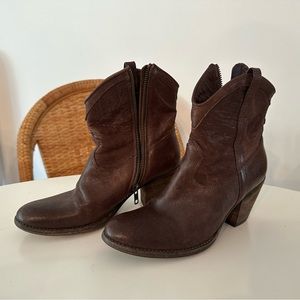Frye Taylor Boot size 7
